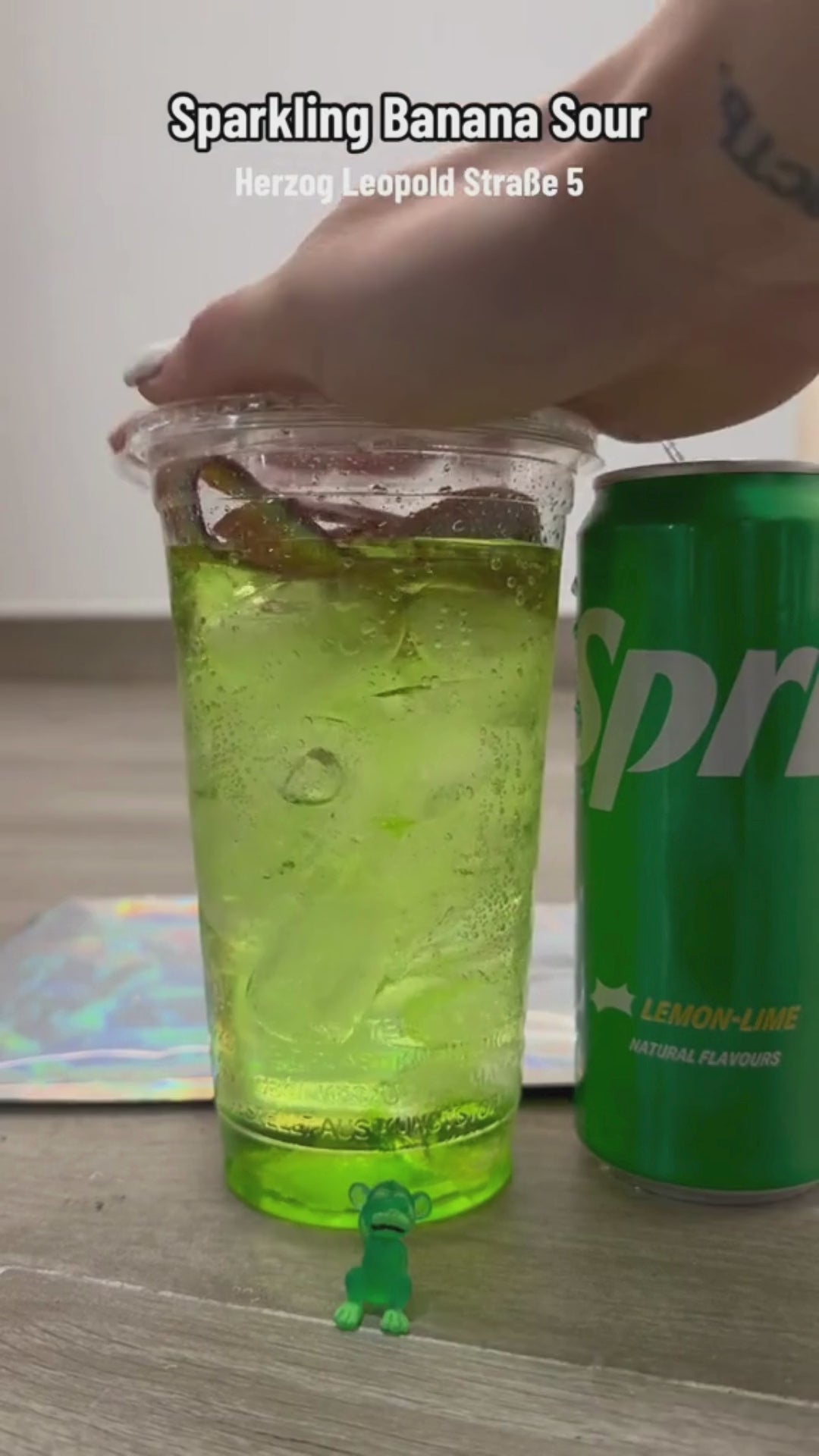 Video laden: Sparkling Banana Sour 🍌